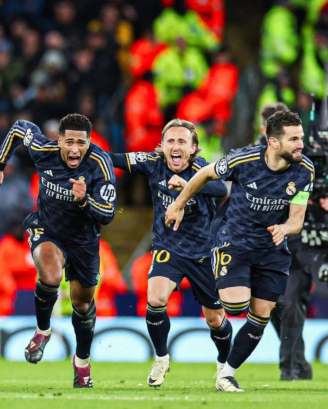 关于刚刚！辽宁本钢回应争议清晨勒沃库森备战欧篮联，清晨曼城状态回暖——欧超杯节点到来的信息